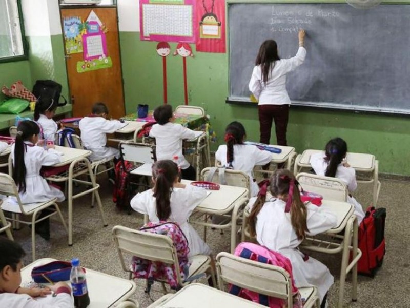 Combate Guanajuato el rezago educativo
