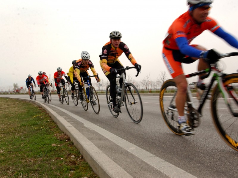 Combatirán el cáncer haciendo deporte en carrera para ciclistas
