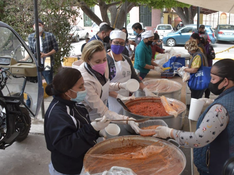 Comedor beneficia a 500 familias de lunes a viernes