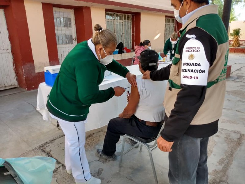 Comenzó la aplicación de vacunas Covid en Torreón