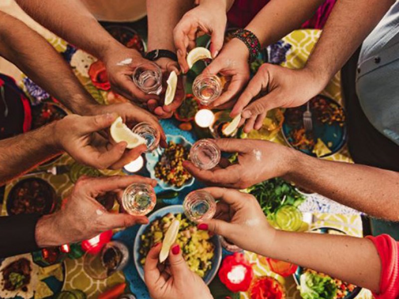 Comer en exceso podría provocar un ataque cardíaco