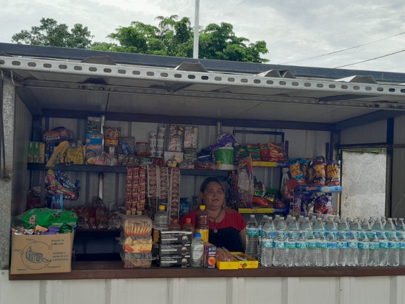 Comerciante invidente denuncia presunto abuso de autoridad en ISSSTE de Los Mochis