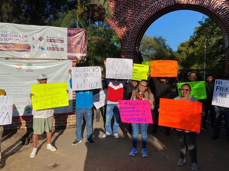 Comerciantes a favor de remodelación del Lago de Camécuaro