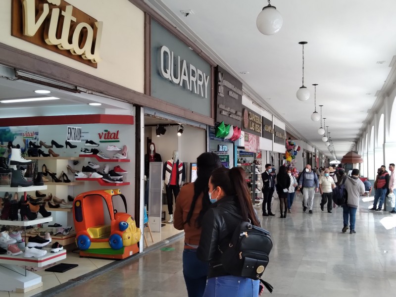 Comerciantes confían en la Feria del Alfeñique para incrementar ventas