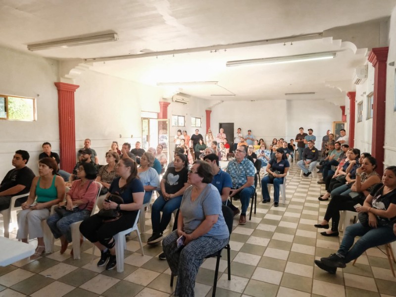 Comerciantes de Huatabampo reciben capacitación urgente para reforzar medidas de seguridad