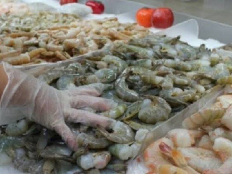 Comerciantes de mariscos con ventas bajas en cuaresma