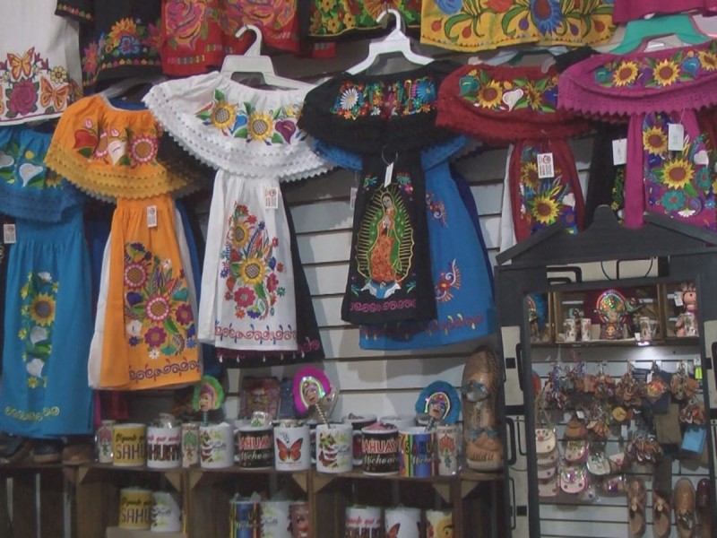 Comerciantes de Sahuayo listos para inicio de fiestas patronales