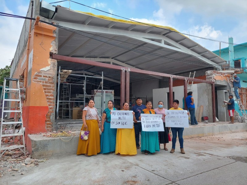 Comerciantes de San Blas, inconformes por construcción de tiendas foráneas