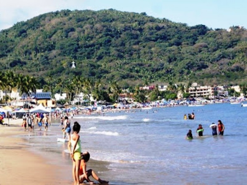 Comerciantes de San Blas piden cierre total de playas