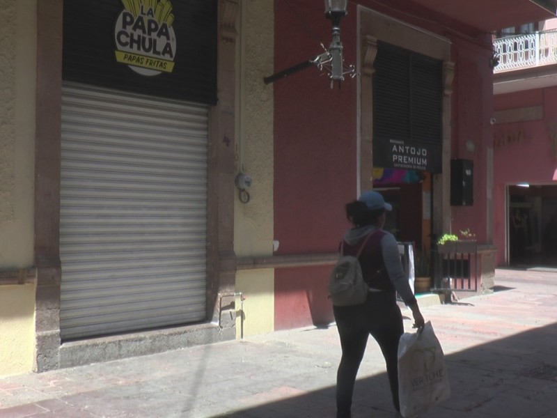 Comerciantes de Zona Centro cierran negocios para no exponerse