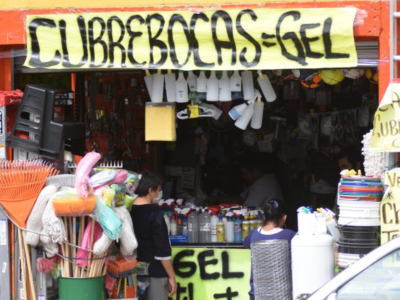 Comerciantes desesperados por reanudar actividades