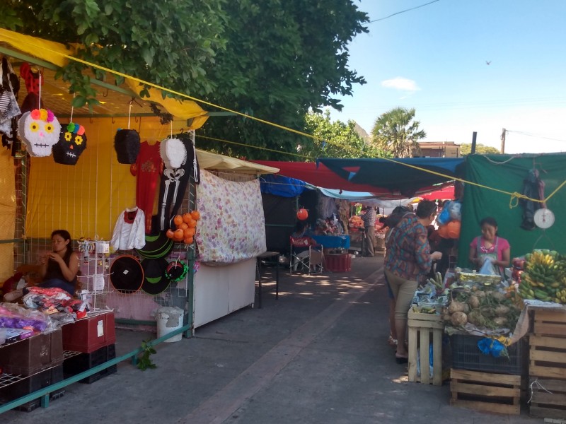 Comerciantes inconformes ante el aumento de piso