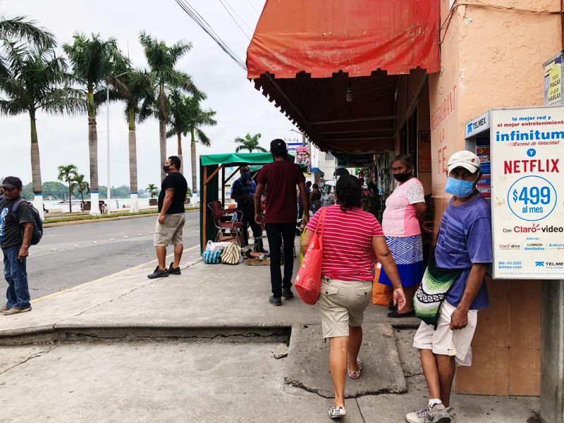 Comerciantes piden uso obligatorio de cubrebocas