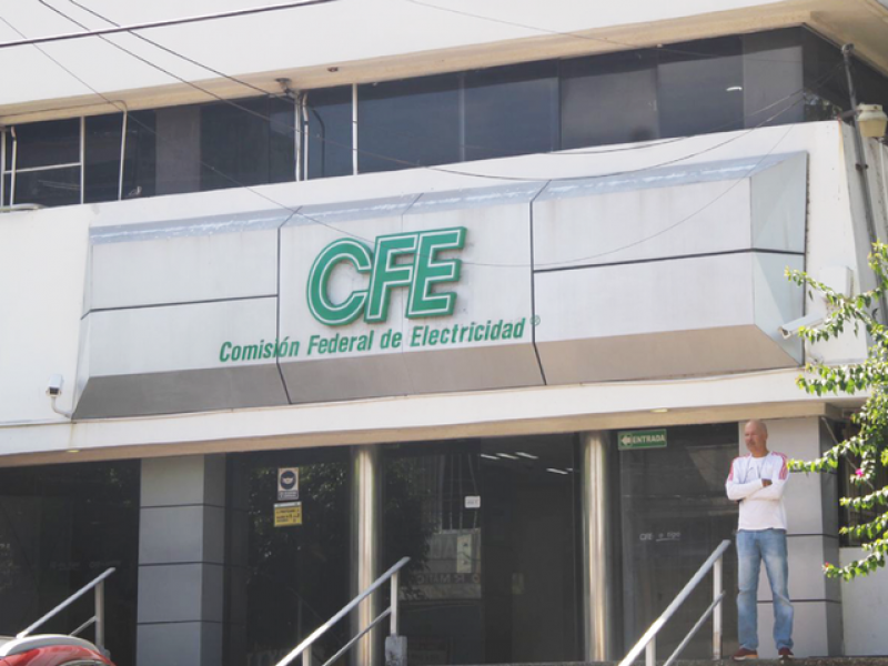 Comerciantes piensan tomar postura contra CFE