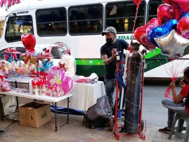 Comerciantes registran caída del 12% en ventas por San Valentín