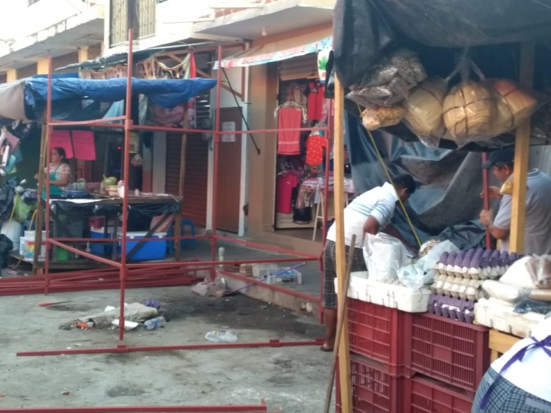 Comerciantes semifijos de Petatlán denuncian “incongruencia” de quejosos