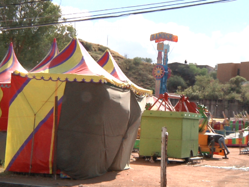 comerciantes tienen permisos para la feria del hueso