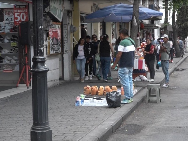Comercio formal reporta pérdidas económicas debido a persistencia de ambulantaje