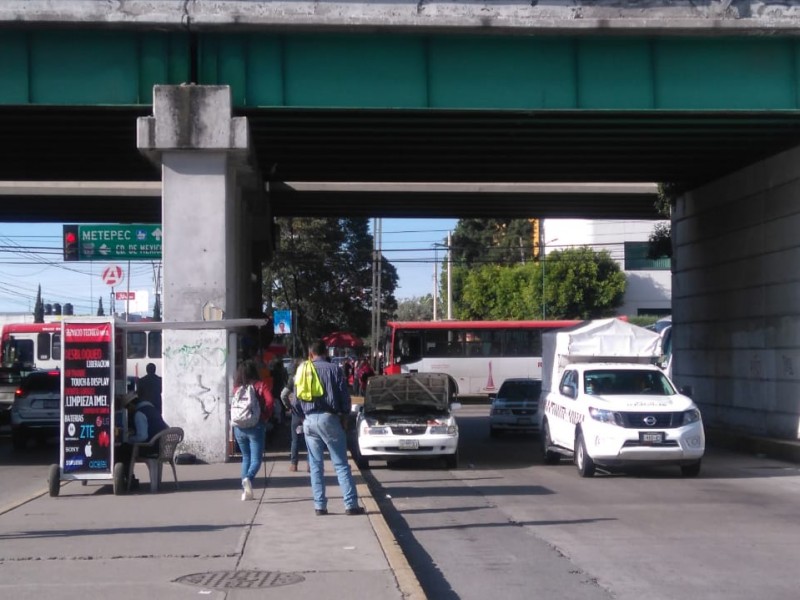 Comercio informal se apodera de Paseo Tollocan