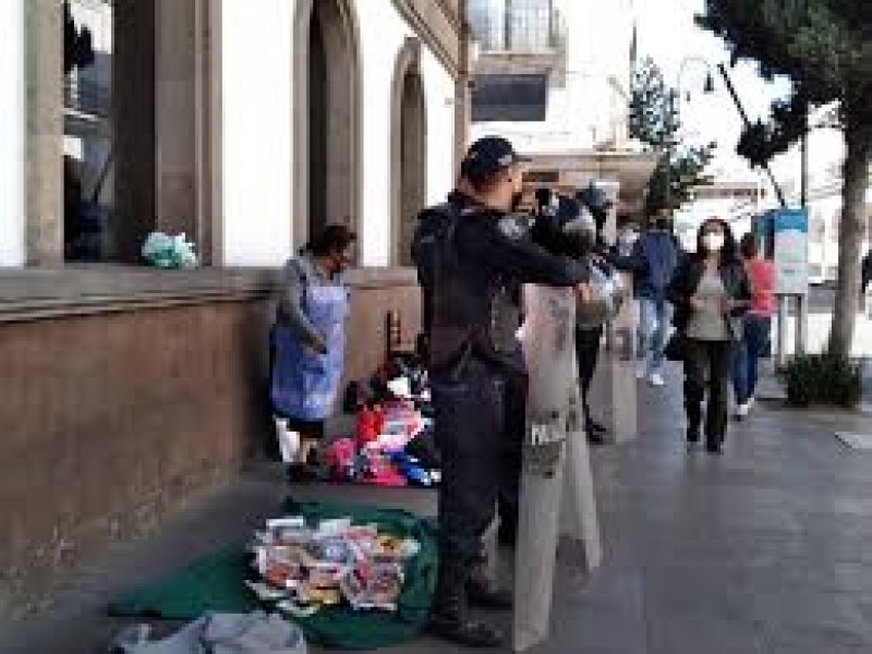 Comercio informal se lleva 50% de las ventas del establecido