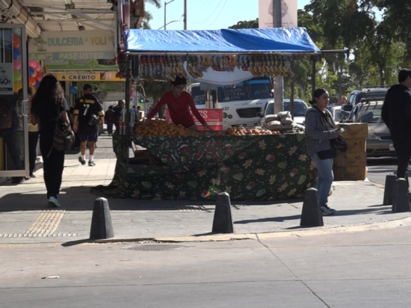 Comercios ambulantes se instalan en el centro de Los Mochis