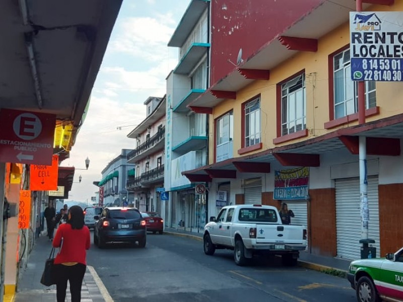 Comercios de Xalapa en la quiebra