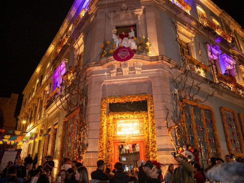 Comercios locales reportan aumento del 15% por festividades del Día de Muertos Comercios locales reportan aumento del 15% por festividades del Día de Muertos