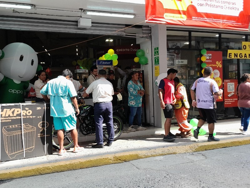 Comercios se preparan para el Buen Fin en Tuxpan