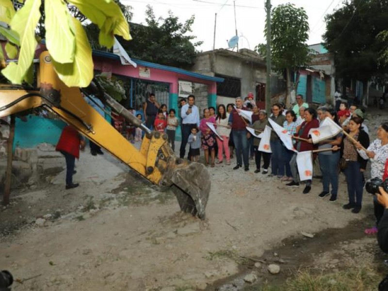 Comienza 2a. etapa de pavimentación de vialidades