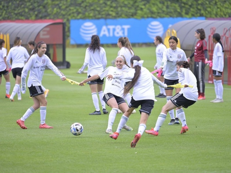 Comienza la concentración para el tri femenil S20