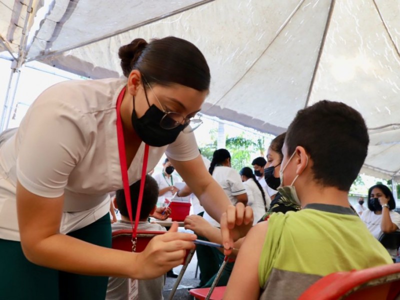 Comienza mañana aplicación de segunda dosis anticovid para adolescentes