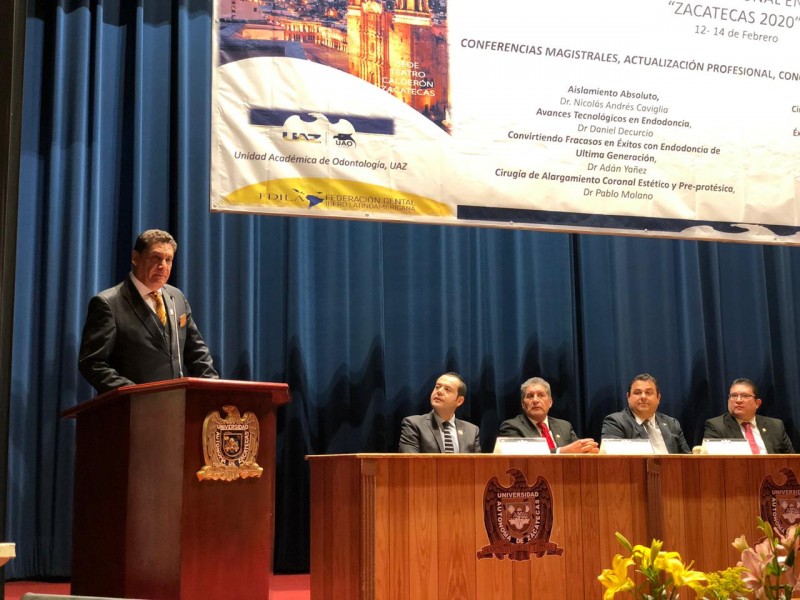 Comienza primer Congreso Internacional de Odontología