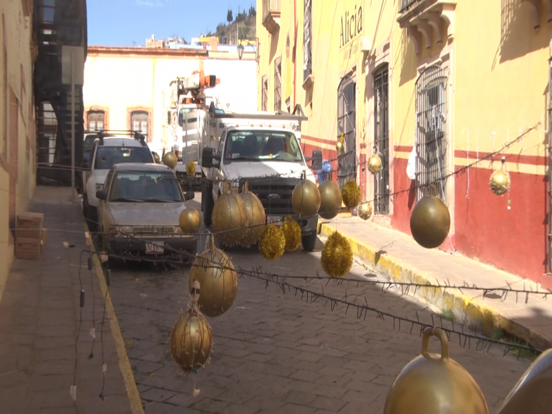 Comienzan a instalar circuito navideño 2022