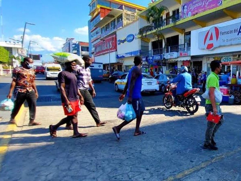 Comienzan a otorgar pasea de salida a migrantes