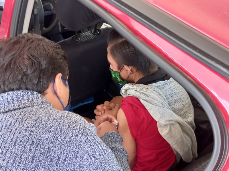 Comienzan a vacunar a adolescentes con comorbilidades en Torreón