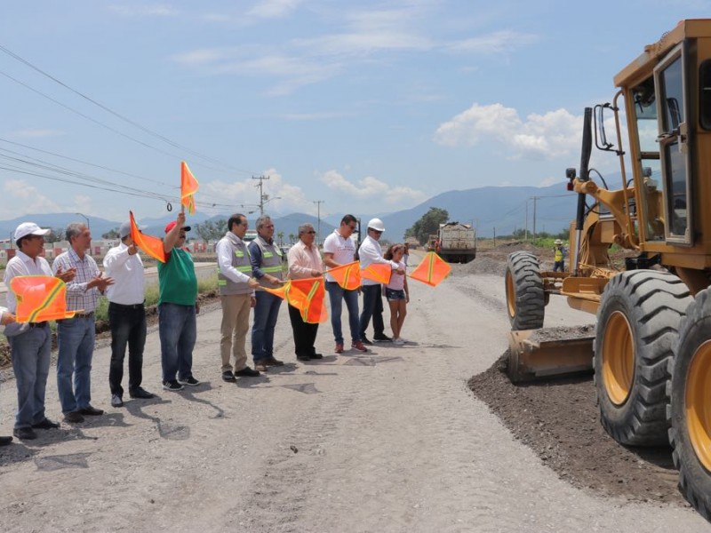 Comienzan trabajos de ampliación en la carretera VdeA-Zacualpan