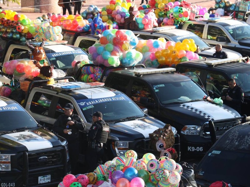 Comisaría de Guadalajara inicia colecta de juguetes “Nos Toca Regalar 2025”*