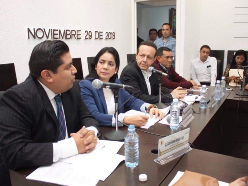 Comisión de Hacienda plantea pago a proveedores