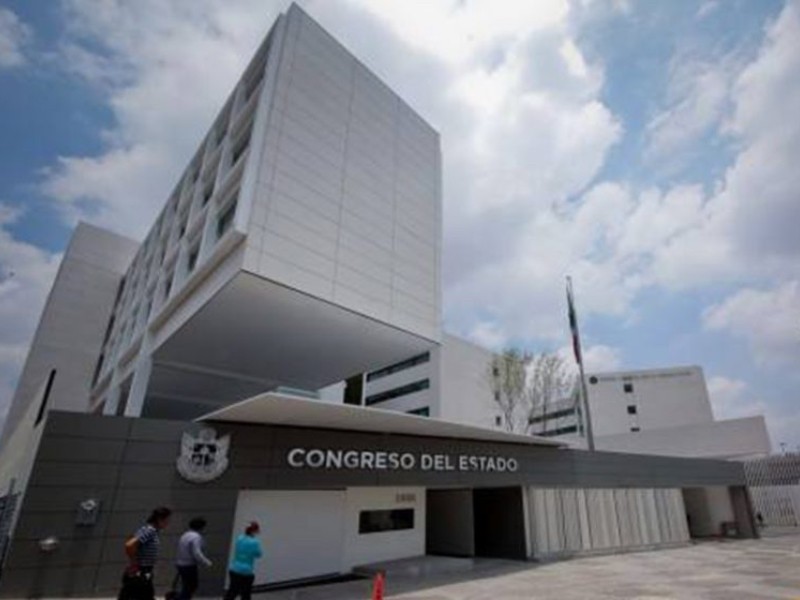 Comisiones legislativas tendrán cambio; movilidad y justicia quedan igual pese a llamados