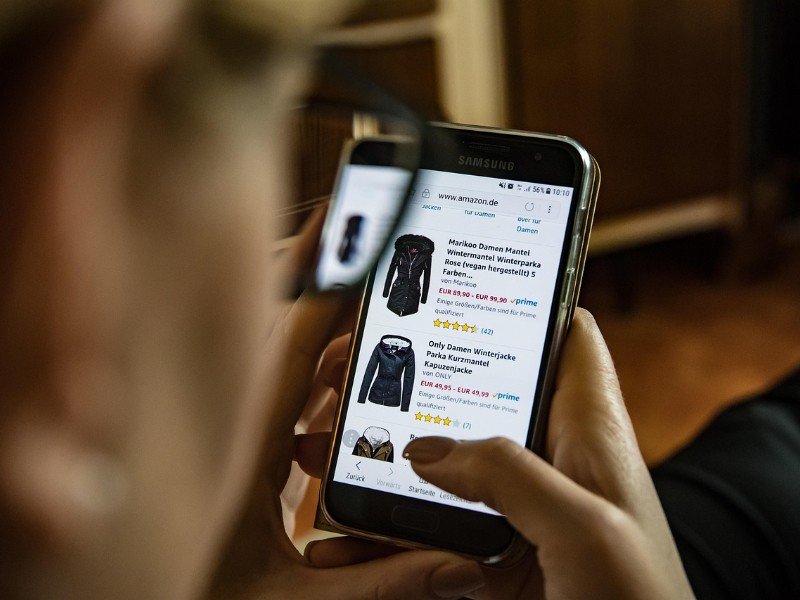 ¿Cómo se adapta el comercio local frente a la modernidad?