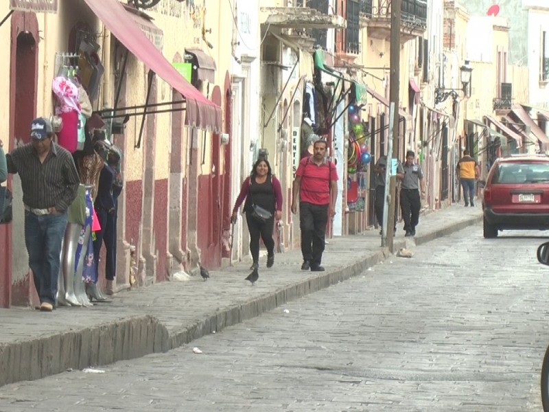 Como si no existiera aislamiento social lucen calles de Guadalupe