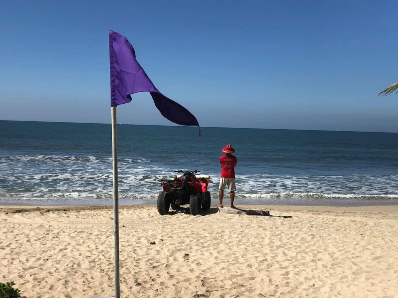 Compostela y Bahía con banderas de alerta en sus playas
