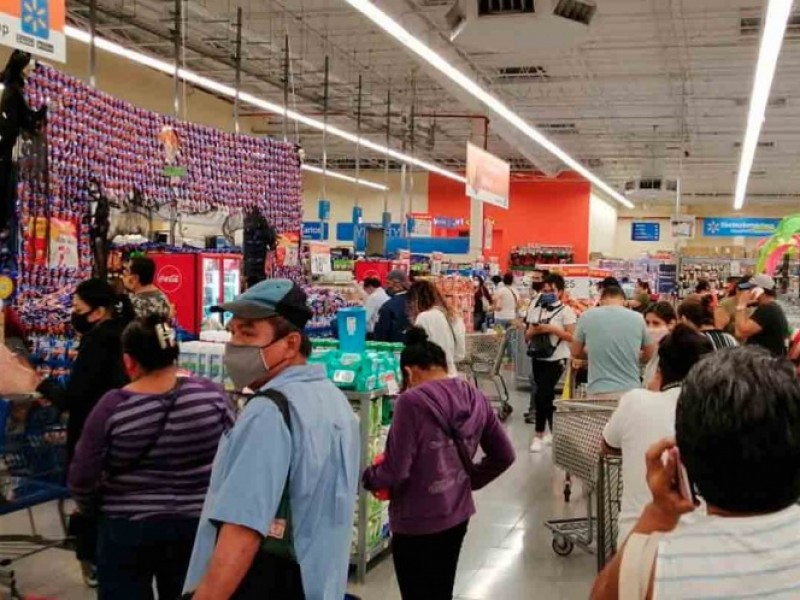 Compras de pánico en Cancún por Huracán Delta