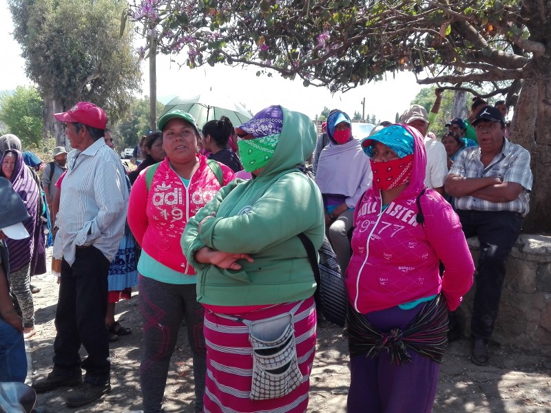 Comuneros de Santo Tomás exigen mejoras salariales