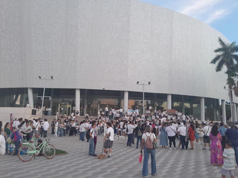 Comunidad artística se manifiesta contra el cierre de espacios culturales