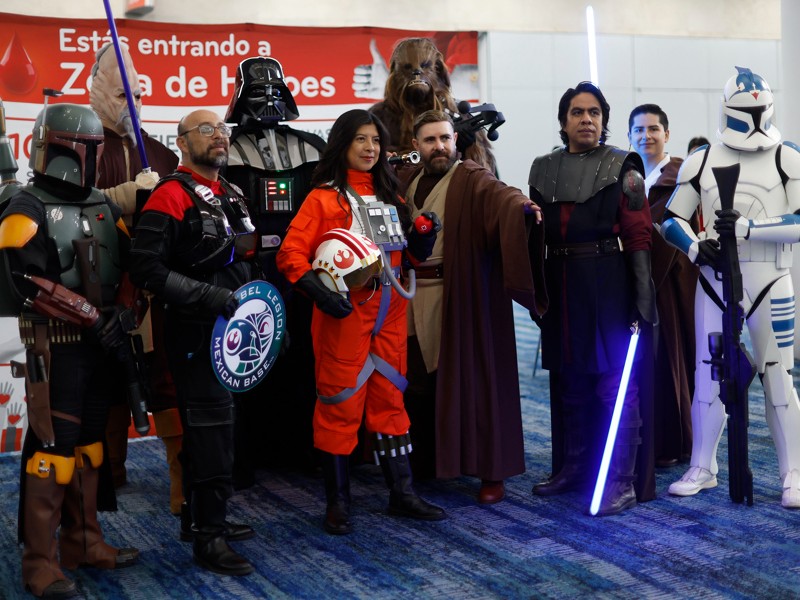 Comunidad friki de 'Star Wars' abre sus corazones en la Jedicon CDMX