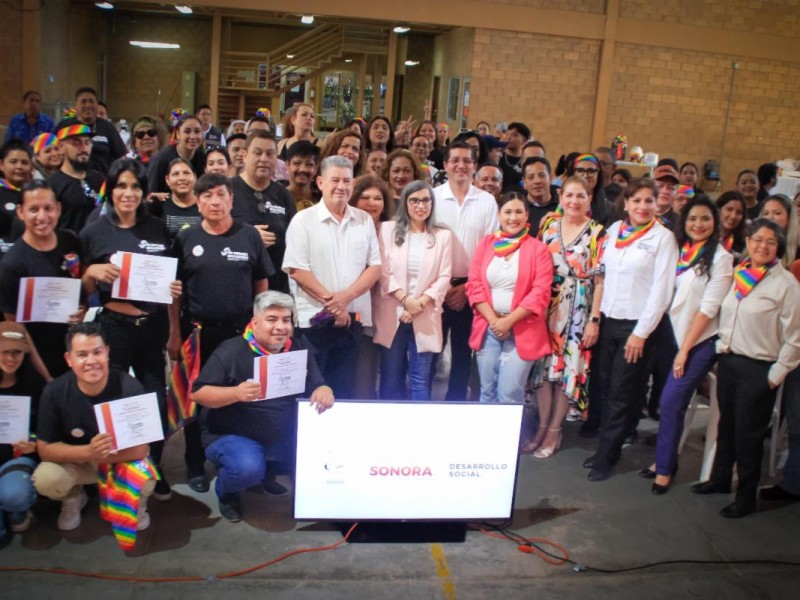Comunidad LGBTIQ+ recibe respaldo del Gobierno de Sonora