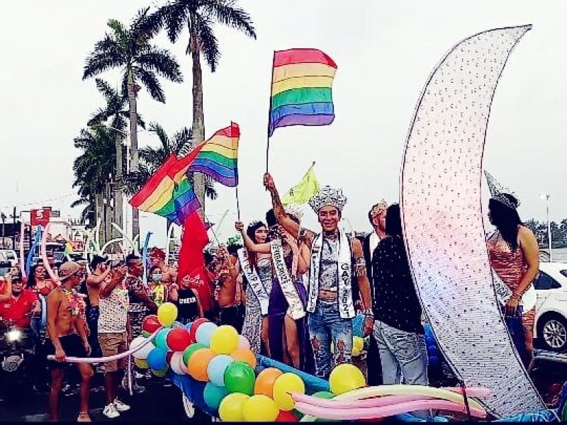 Comunidad LGBTQ lucha por respeto y libertad