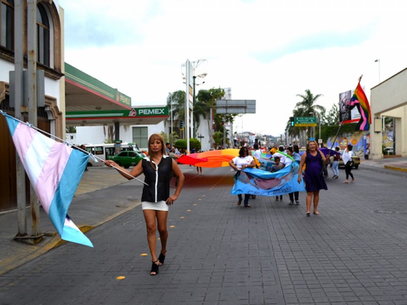 Comunidad trans es golpeada por pandemia, desempleo, violencia y contagios