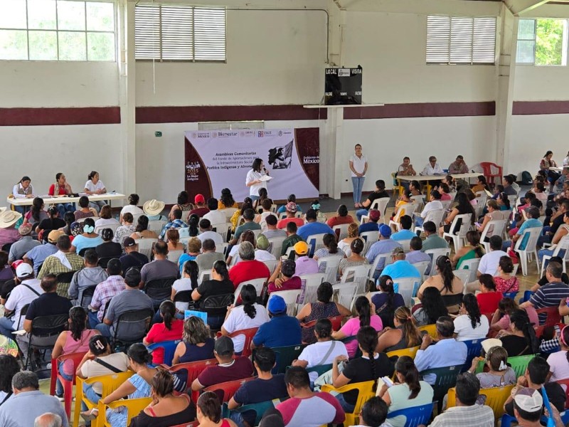 Comunidades indígenas de Tuxpan reciben apoyo para infraestructura social